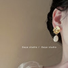 Retro metal acrylic small earrings, French retro style, flowered, Chinese style