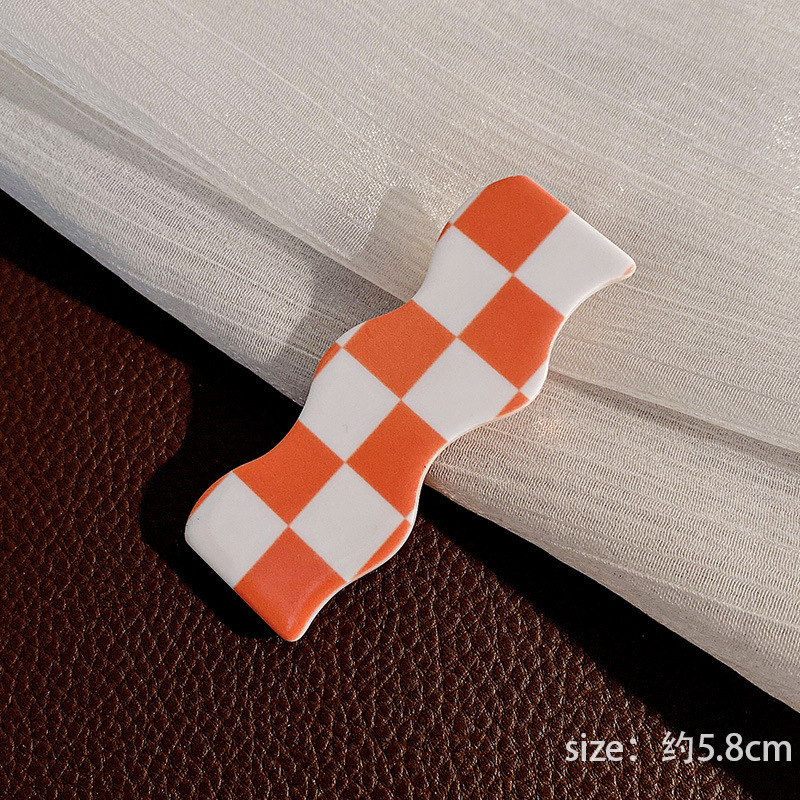 Tablero de Damas blanco y negro Plaid horquilla hembra ins Corea del Sur clip de pico de pato Mori clip sin costuras flequillo lateral clip accesorios para el cabello