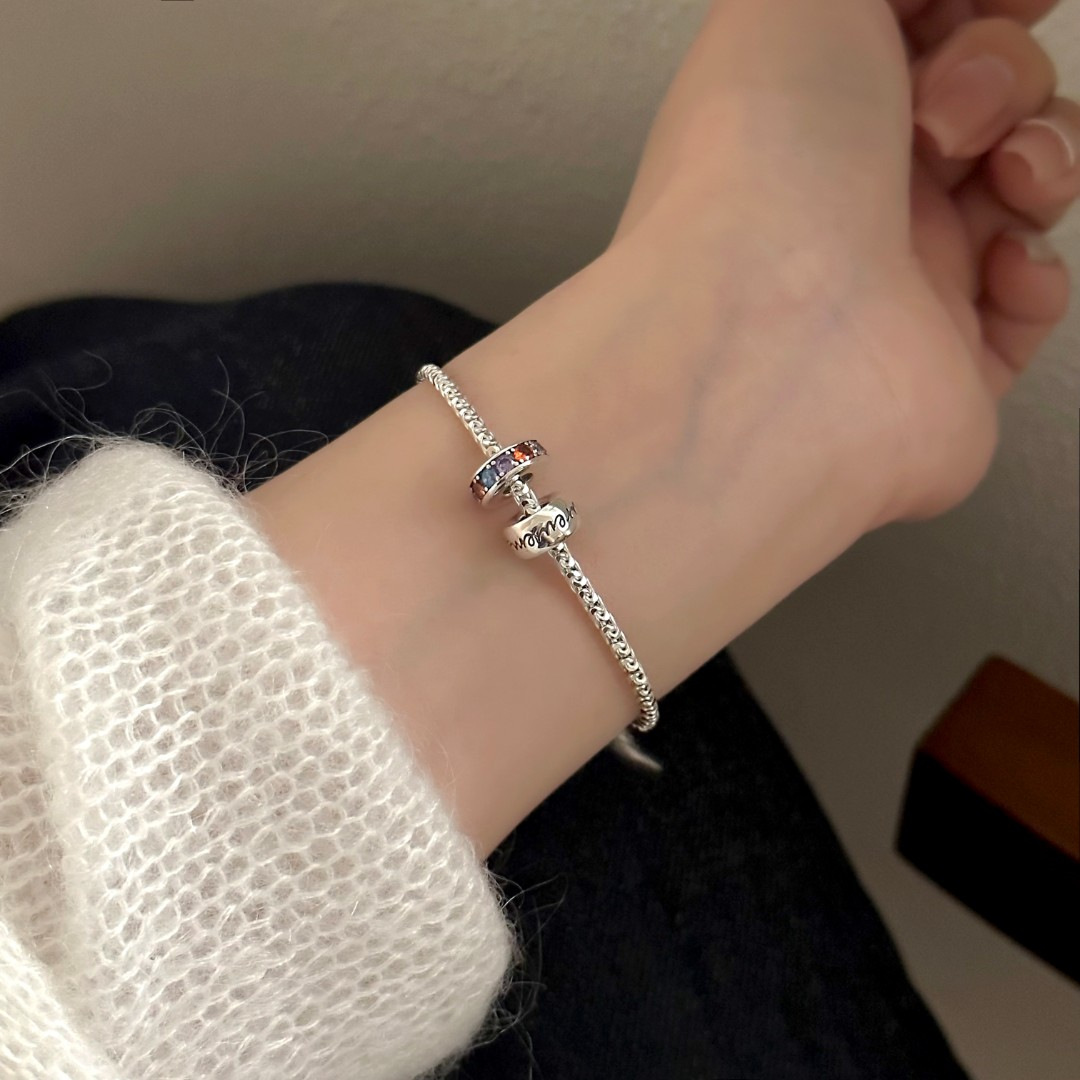 South Korea new simple elegant letter colored diamond ring snake bone elegant bracelet women's fashionable high-grade light luxury accessories