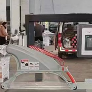 Sierra de mesa automática para carpintería de precisión CNC Sierra de mesa automática CNC Sierra sin polvo Sierra CNC simple y doble