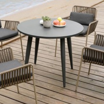 Mesas y sillas al aire libre Patio Terraza Restaurante Ratán Impermeable Bar exterior Mesas y sillas Terraza Balcón Jardín de ocio Silla de mimbre