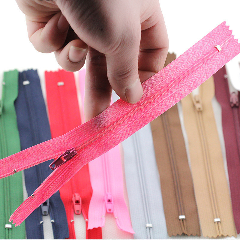 厂家直销3号尼龙拉链长20cm闭口裤子裙子黑色彩色手工diy抱枕非