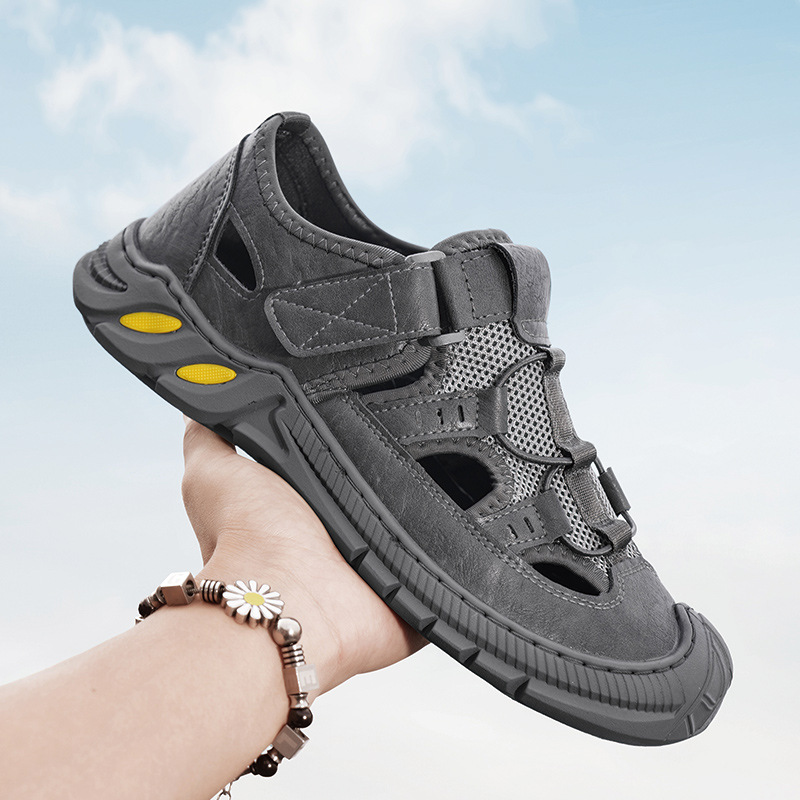 Sandalias transfronterizas Moda para hombres Baotou Jóvenes estudiantes Zapatos de playa Sandalias y zapatillas deportivas para hombres Zapatos de moda al por mayor