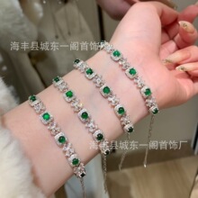 ��������С����s925����Ƕ��ȻΣ��������䷽������С������ƿ�