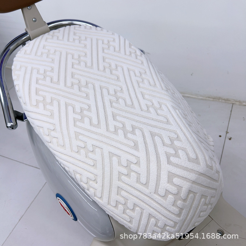 新型の電気自動車の座布団カバーのジャカードの絨毯の電気瓶のペダルのオートバイの四季通用の通用の日焼け止めの断熱の滑り止めのシートカバー|undefined
