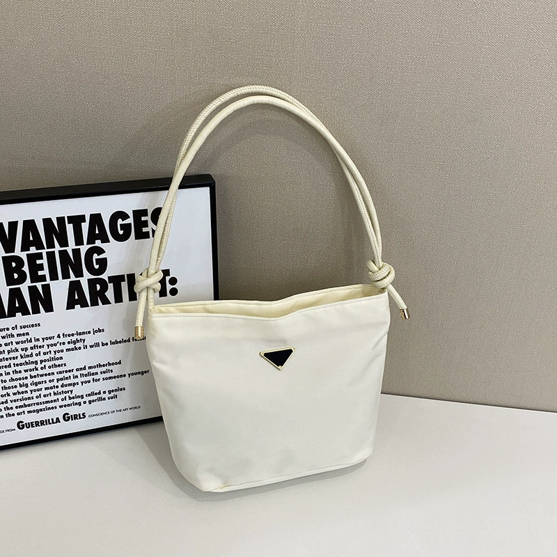 Underarm bag, handheld capacious shoulder bag, one-shoulder bag