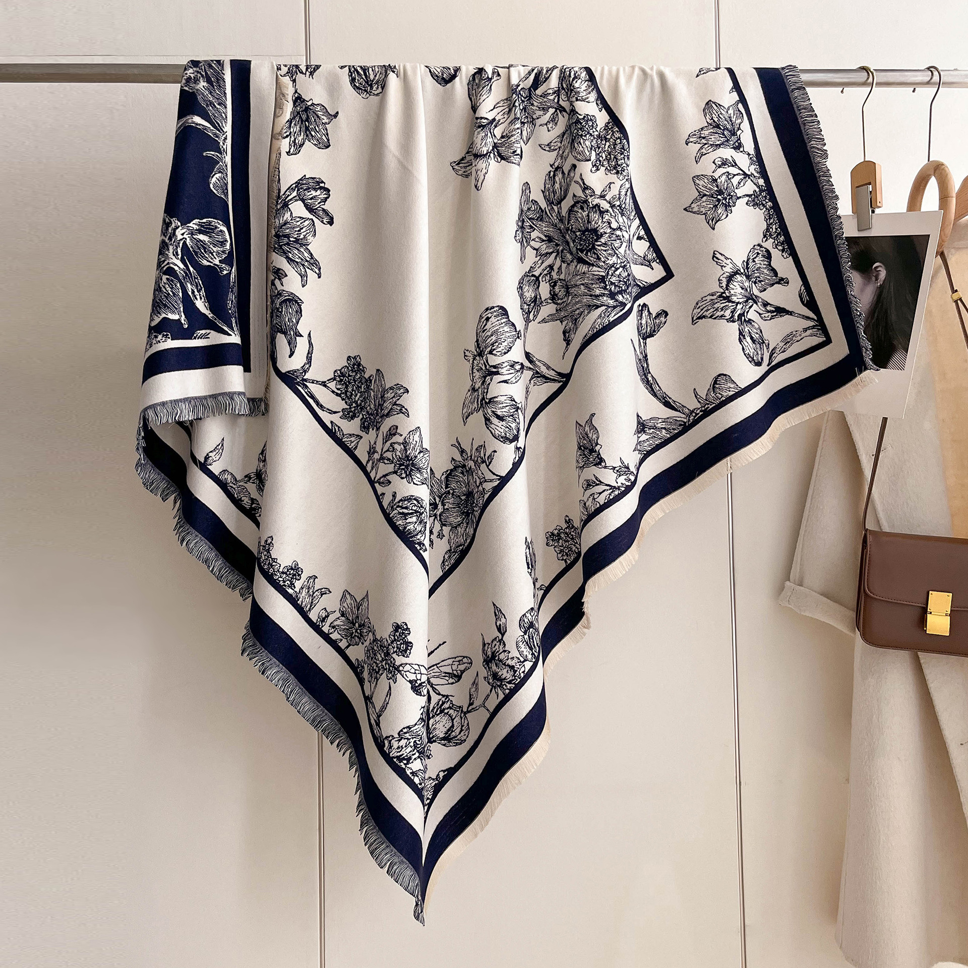 2024 flores de plantas coreanas impresión toallas gruesas bufandas de cachemira de doble cara decoración de otoño y invierno abrigo