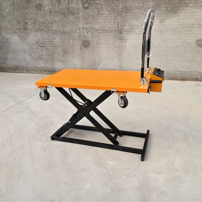 Electric trolley, hydraulic lift Avtomobil fırlanan platformaları