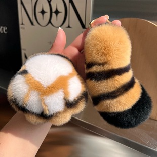 Cute Rex Rabbit Fur Tiger Tail Car Keychain Pendant Plush Ball Doll Tiger Claw Book Bag Pendant
