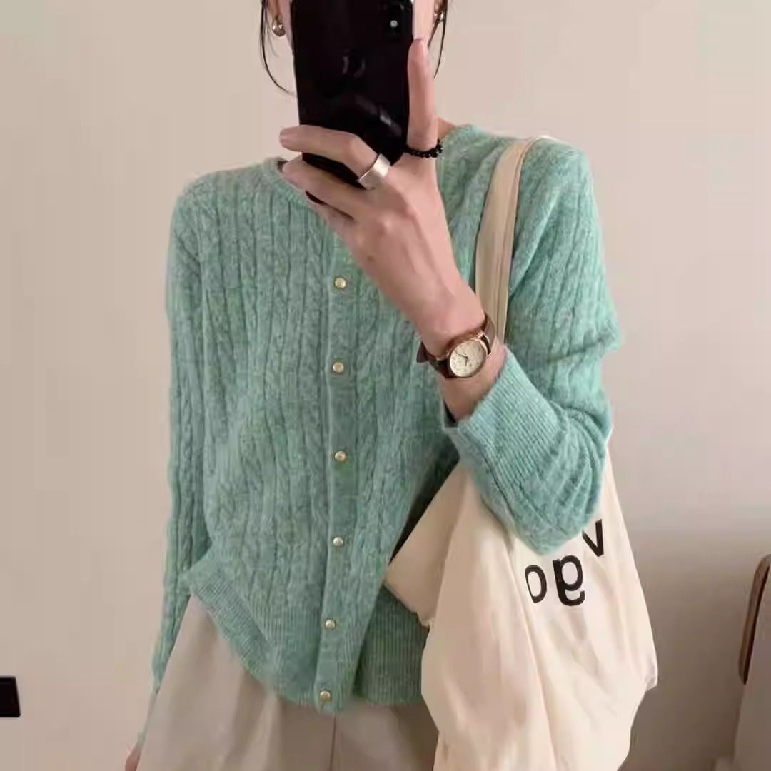 Retro Gentle Style Knitted Cardigan Jacket for Women 2025 New Early Autumn Twist Sweater Lazy Style Top Outer Wear