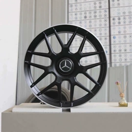 轮毂;轮毂盖;其他汽车改装