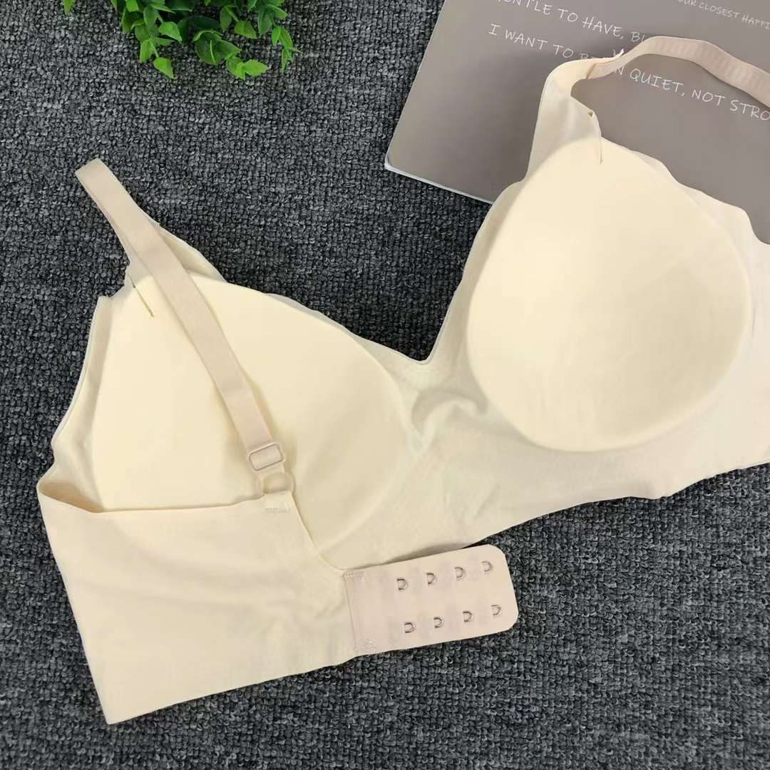 Nueva ropa interior de látex transpirable sin marcas de desnudez cómoda brillante delgada sujetador al por mayor