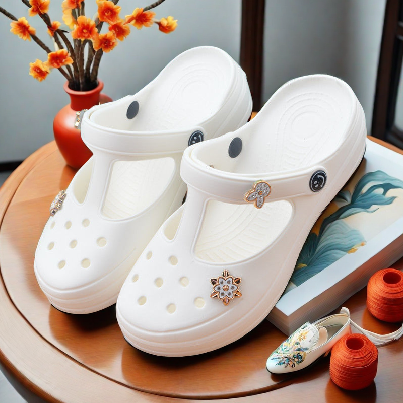 Summer white nurse shoes women's thick-soled non-slip lightweight EVA foam hole shoes high-grade garden shoes beach shoes tide