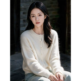 女式羊毛衫;女式针织衫;女式T恤