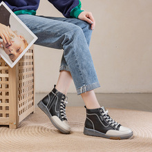 大雨儿抖音同款马丁靴2025新款靴子秋冬电绣高帮女士小白鞋女大码