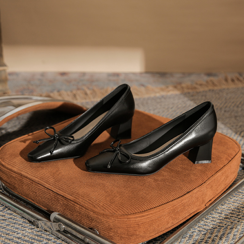 5991 Mode Schleife Vielseitig Grob Klein Quadratisch Kopf Damen 2024 Neue Flach Mund Stil High Heel Einzelschuhe_voghion.com