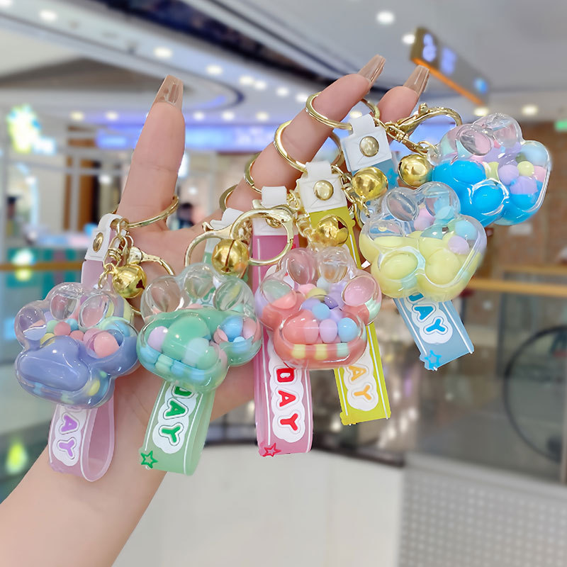 Cartoon Oil Cat Claw Keychain Colorful Beads Floating Liquid Quicksand Bottle Acrylic Car Bag Key Chain Pendant