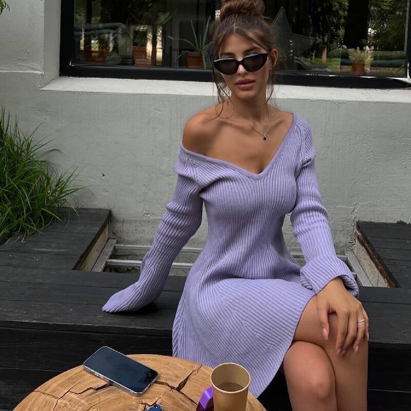 2025 Spring and Autumn European and American Amazon Pure Color Simple Style Low-Neck Long-Sleeved Short A-Line Knitted Woolen Dress for Women
