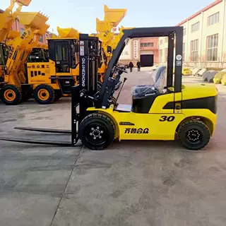3吨燃油内燃平衡重式四轮叉车 3.5吨座驾式柴油内燃叉车