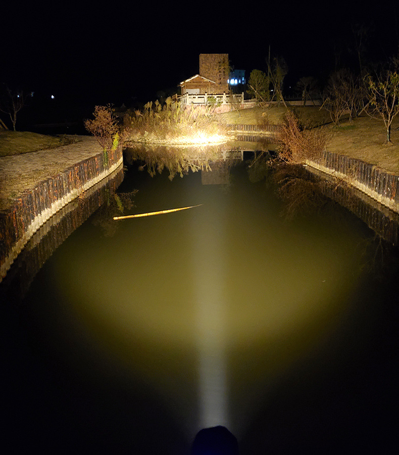 Cross-Border Yellow Light T20 Strong Light Flashlight Type-C Charging Aluminum Light Cup Fixed Focus Long-Range Aluminum Alloy Outdoor Lighting