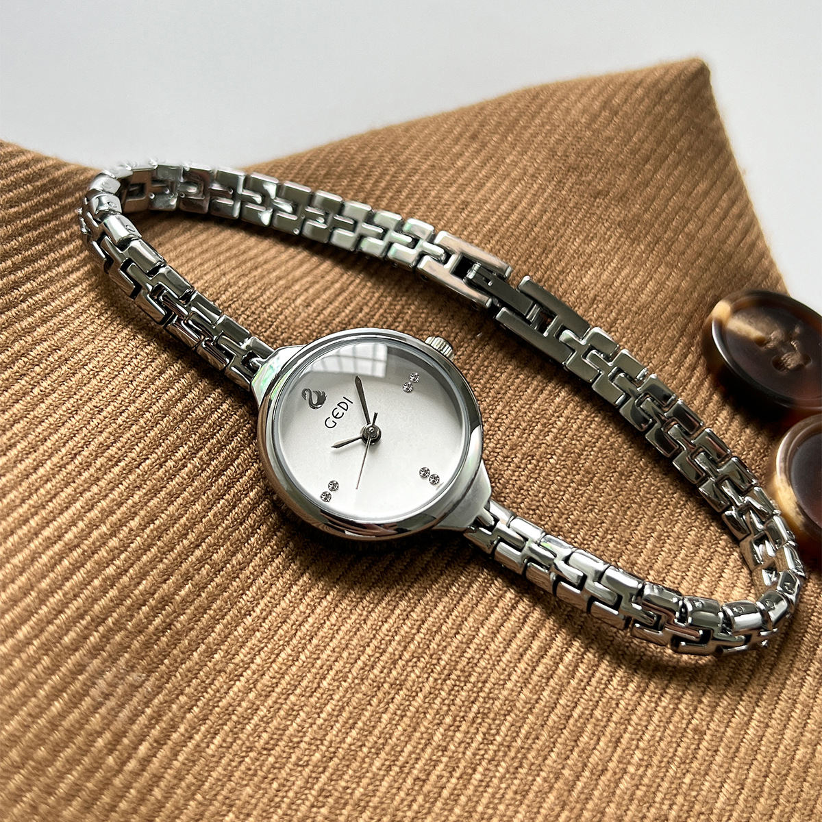 Gedi Quartz Watch Student Watch Compact Gedi Bracelet Watch Waterproof Versatile Simple Accessible Luxury Niche High Value