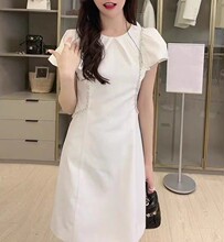 夏季新款小个子法式茶歇白色连衣裙女夏小众设计气质显瘦a字短裙