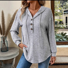 2025亚马逊欧美跨境外贸秋冬新款连帽抽绳纽扣休闲风长袖女式卫衣