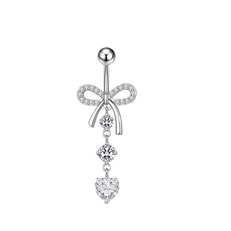 16G labret stud size and finish detail
