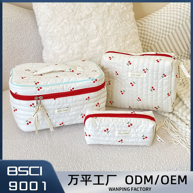 Brand fresh capacious organizer bag, handheld cosmetic bag