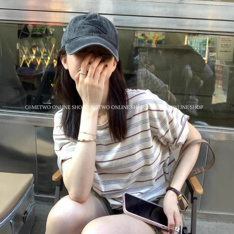 Hers Simple and Casual Retro Striped Short-Sleeve T-Shirt for Women, 2026 Summer New Style, Loose and Versatile Top Hers Simple and Casual Retro Striped Short-Sleeve T-Shirt for Women, 2026 Summer New Style, Loose and Versatile Top