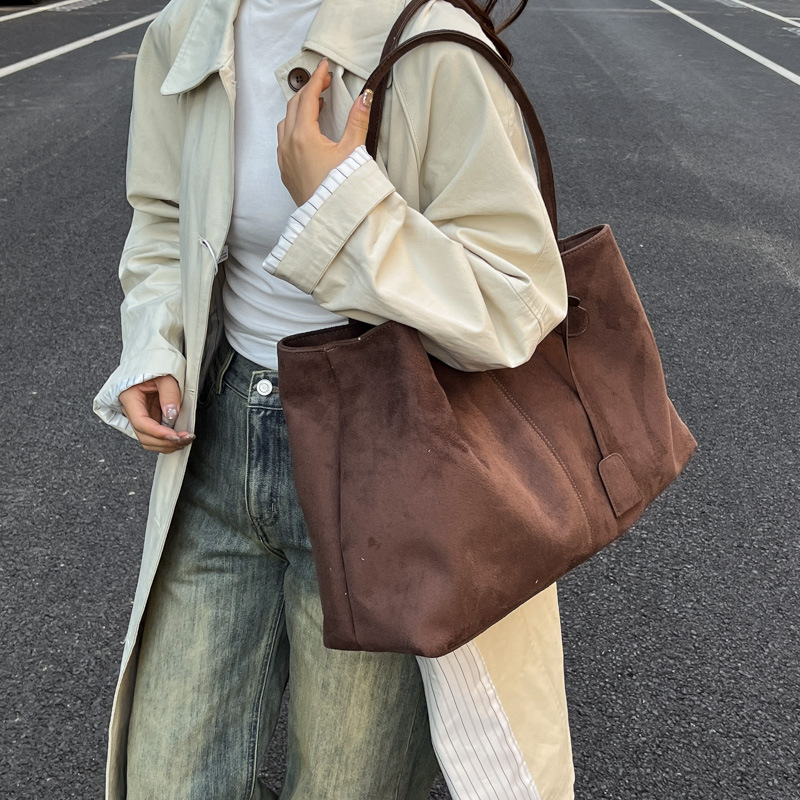 复古简约大容量托特包包女2025新款潮搭通勤手提包高级感单肩大包