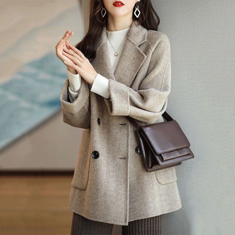 Women's Woolen Coat 2026 Autumn and Winter New Style for Petite Figures, Thickened Korean Style Slim Fit Elegant Mid-Length Woolen Overcoat Women's Woolen Coat 2026 Autumn and Winter New Style for Petite Figures, Thickened Korean Style Slim Fit Elegant Mid-Length Woolen Overcoat