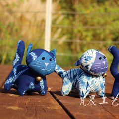 雲飾り閣藍染アクセサリー染め布芸動物猫置物