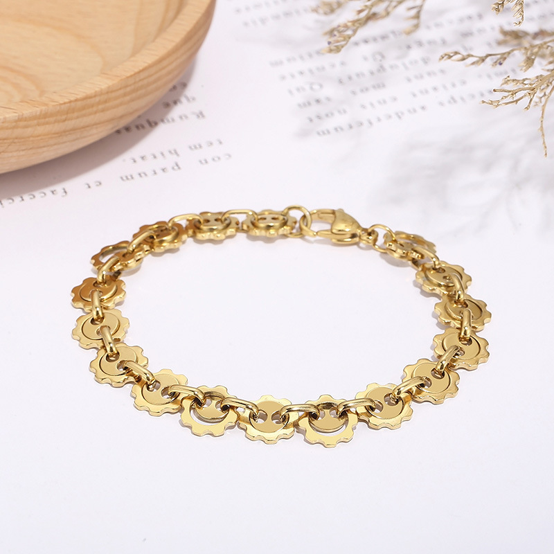 Daily, Street Occasion PVD Coated 18K Gold Plated Geometric Titanium Steel Simple Style Waterproof Non Tarnish Bracelets Necklace