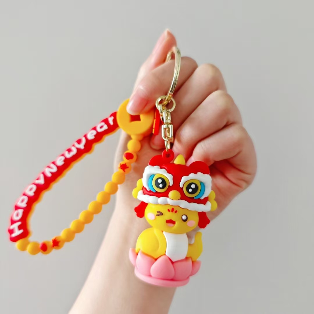 2026 año del caballo mascota día elegido caballo oscuro llavero de la vida de dibujos animados muñeca bolsa colgante regalo de vacaciones lote