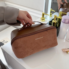 Large-capacity flat-laying cosmetic bag Internet celebrity super hot toiletry bag brushed leather cosmetic bag travel portable toiletry bag