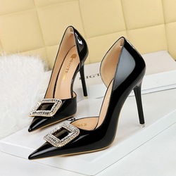 638-K32 European and American Banquet High Heel Shoes with Thin Heels, Lacquer Leather, Shallow Mouth, Pointed Side Hollow Water Diamond Buckle, Ultra High Heel Single Shoes