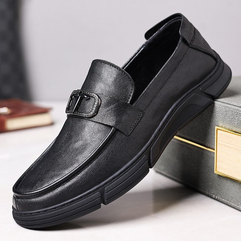 Primavera nueva capa superior de piel de oveja zapatos de cuero casual de los hombres zapatos de guisantes de cuero genuino zapatos de hombre de mediana edad zapatos de una sola capa