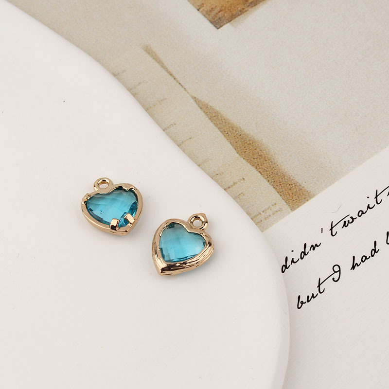 2g Weight Pendant Jewelry Making Type Zircon Inlay Material DIY Jewelry Accessories Classification 1 Piece Quantity Copper Material Heart Shape Pattern Inlay Design IG Style, Shiny Style 1 Piece Copper Zircon Heart Shape Pendant 9