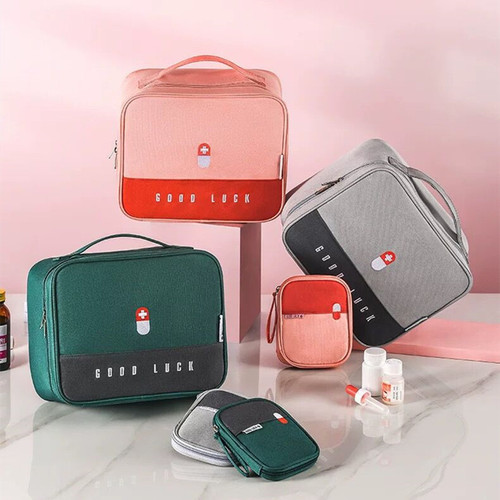 Portable medical epidemic prevention bag medical first aid primary school children outdoor travel medicine storage box portable fitness bag