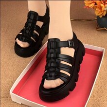 罗马皮面凉鞋女2024夏季新款妈妈鞋厚底软底百搭镂空松糕鞋女鞋