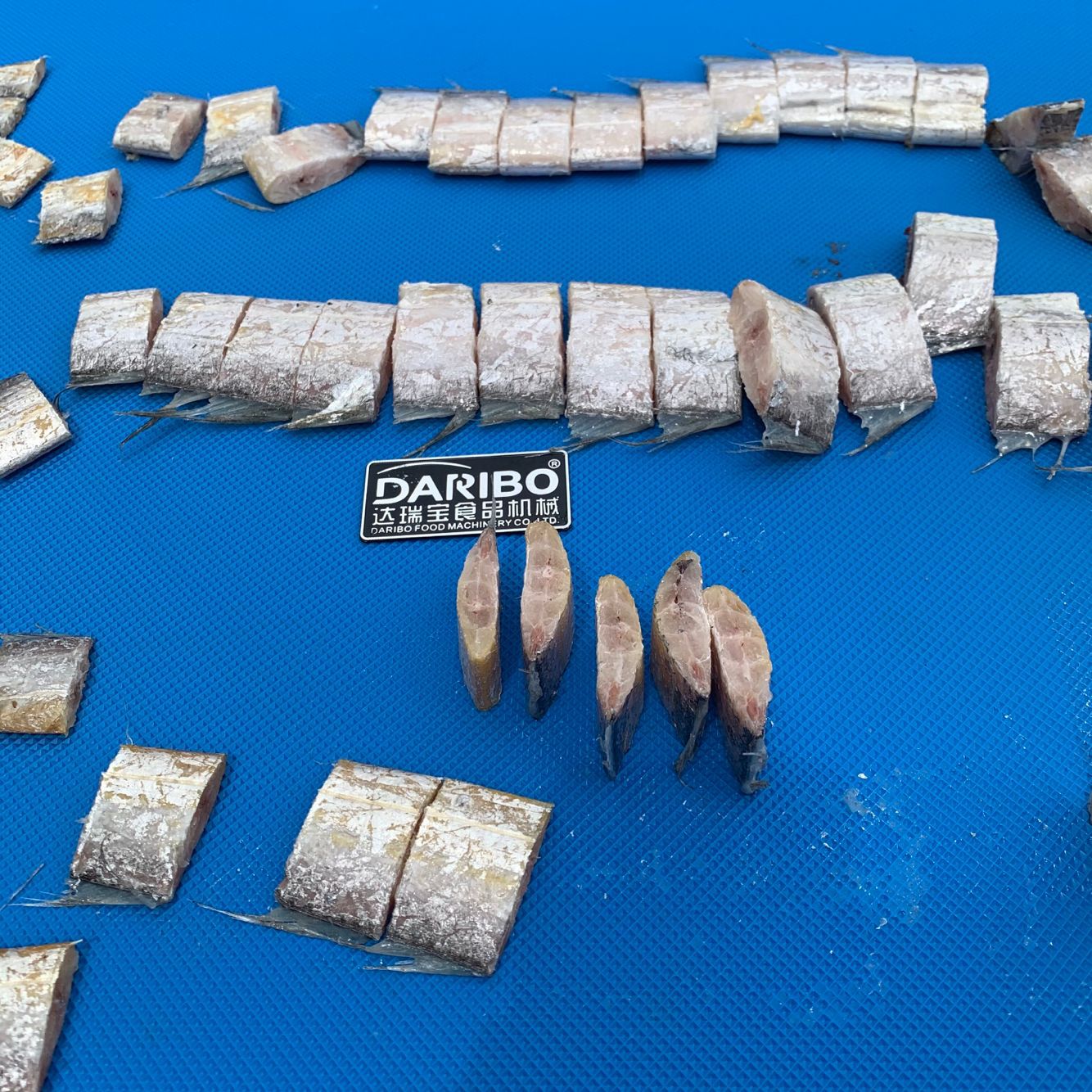 *商用腊肉咸肉熏肉开条机 牛肉鸡胸肉五花肉烧鸡烧鸭分条切块机