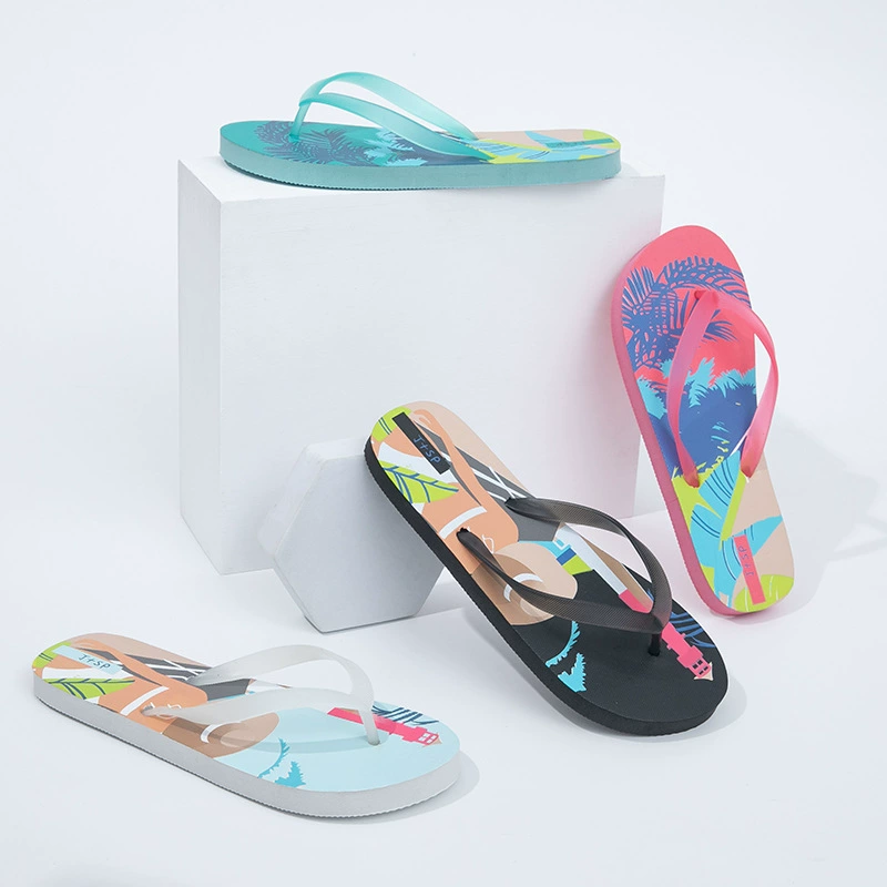 Новый стиль шлепанцы женская летняя тенденция плоское дно холодные тапочки резиновые повседневные персоны на открытом воздухе