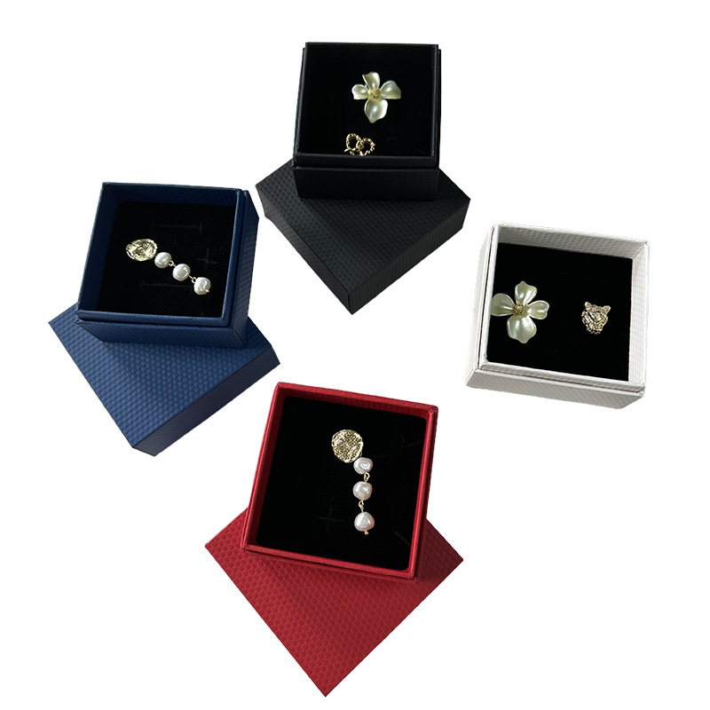 Fabricante de caja de joyería en stock, caja de embalaje de cubierta, anillo, collar, pendientes, caja de joyería de alta calidad, caja de almacenamiento de joyería