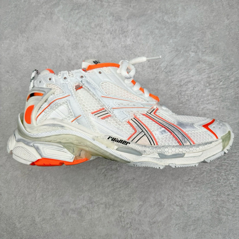 高定版B家のお父さんの靴のパリの7世代のジョギングの靴のRUNNERは旧をしてレジャーの運動靴の男女の金を高めます。|undefined