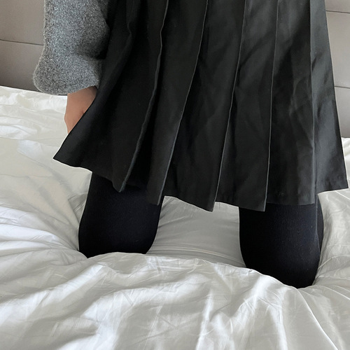 Japanese gentle milky white oatmeal color velvet thickened cotton vertical stripes micro-pressure slimming pantyhose all-match leggings