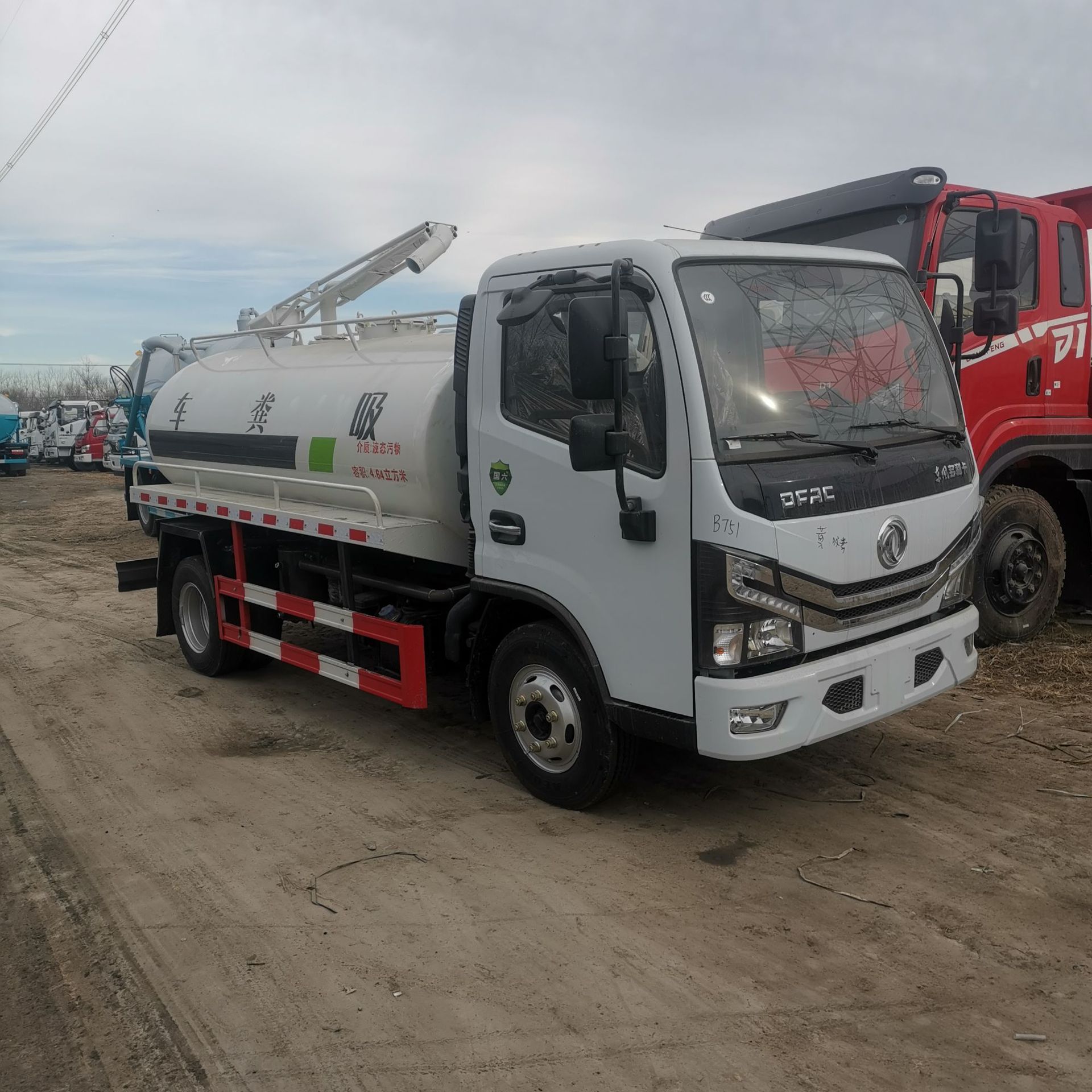 国六吸粪车养殖场抽粪车5方12方自吸自排化粪池吸粪车大型吸污车