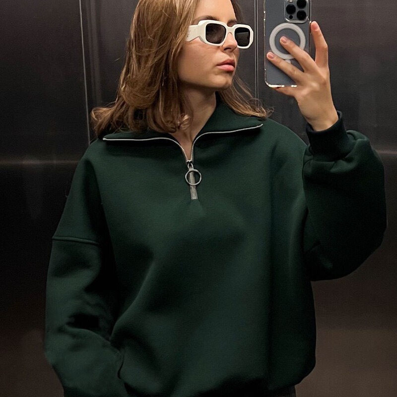 2023 Winter New in stock fashion casual solid color loose ring zipper design lapel long sleeve commuter sweater 2023 Winter New in stock fashion casual solid color loose ring zipper design lapel long sleeve commuter sweater