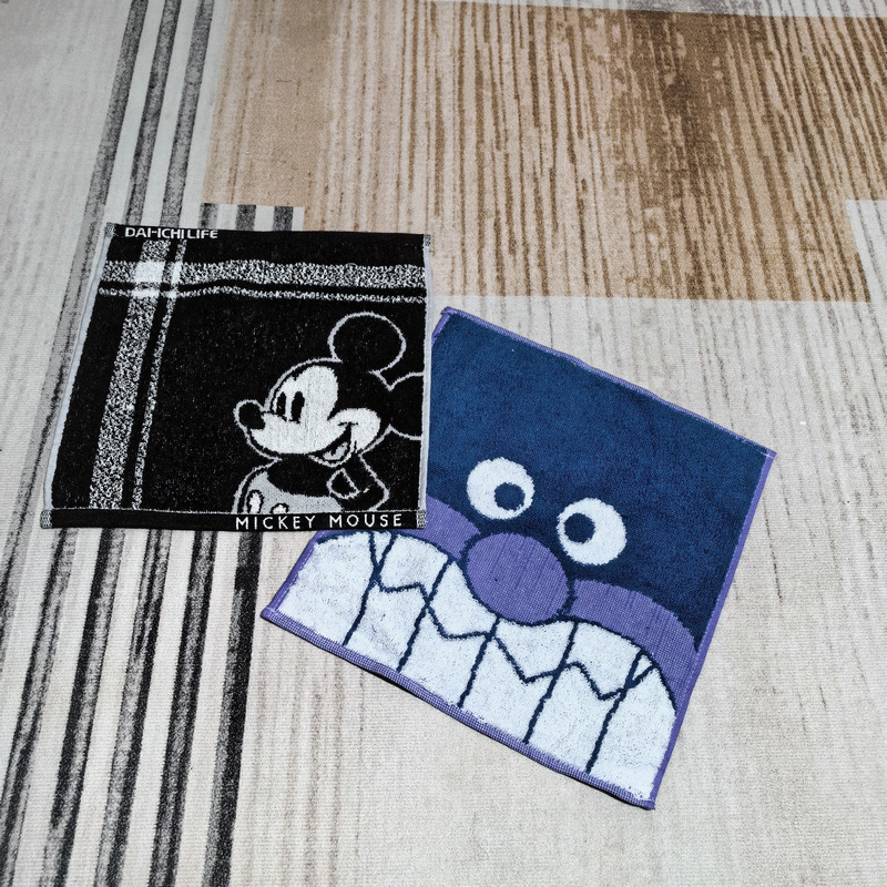 Pure cotton yarn-dyed jacquard untwisted yarn double-sided Terry hand towel small square towel children's face towel Mickey bread Superman