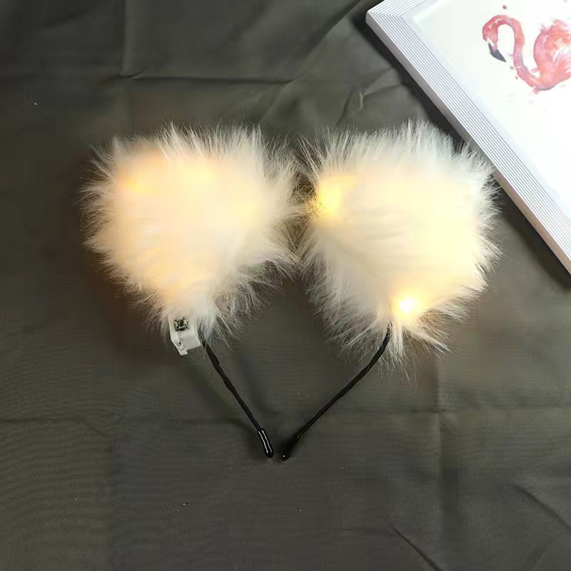 Glowing fox ears white warm lamp